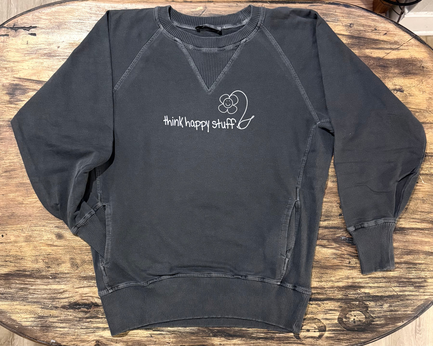 Vintage wash sweatshirt w/t pockets